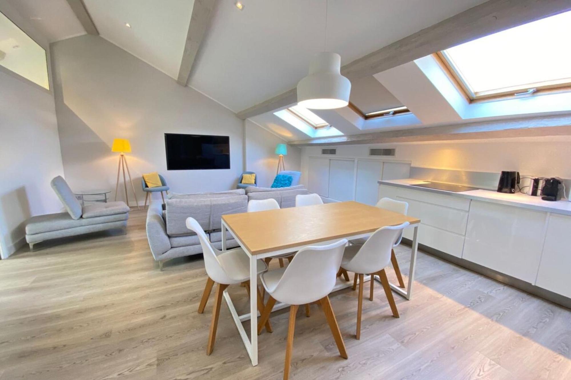 Modern & Bright 4-Room Apartment In Cannes Banane Екстериор снимка