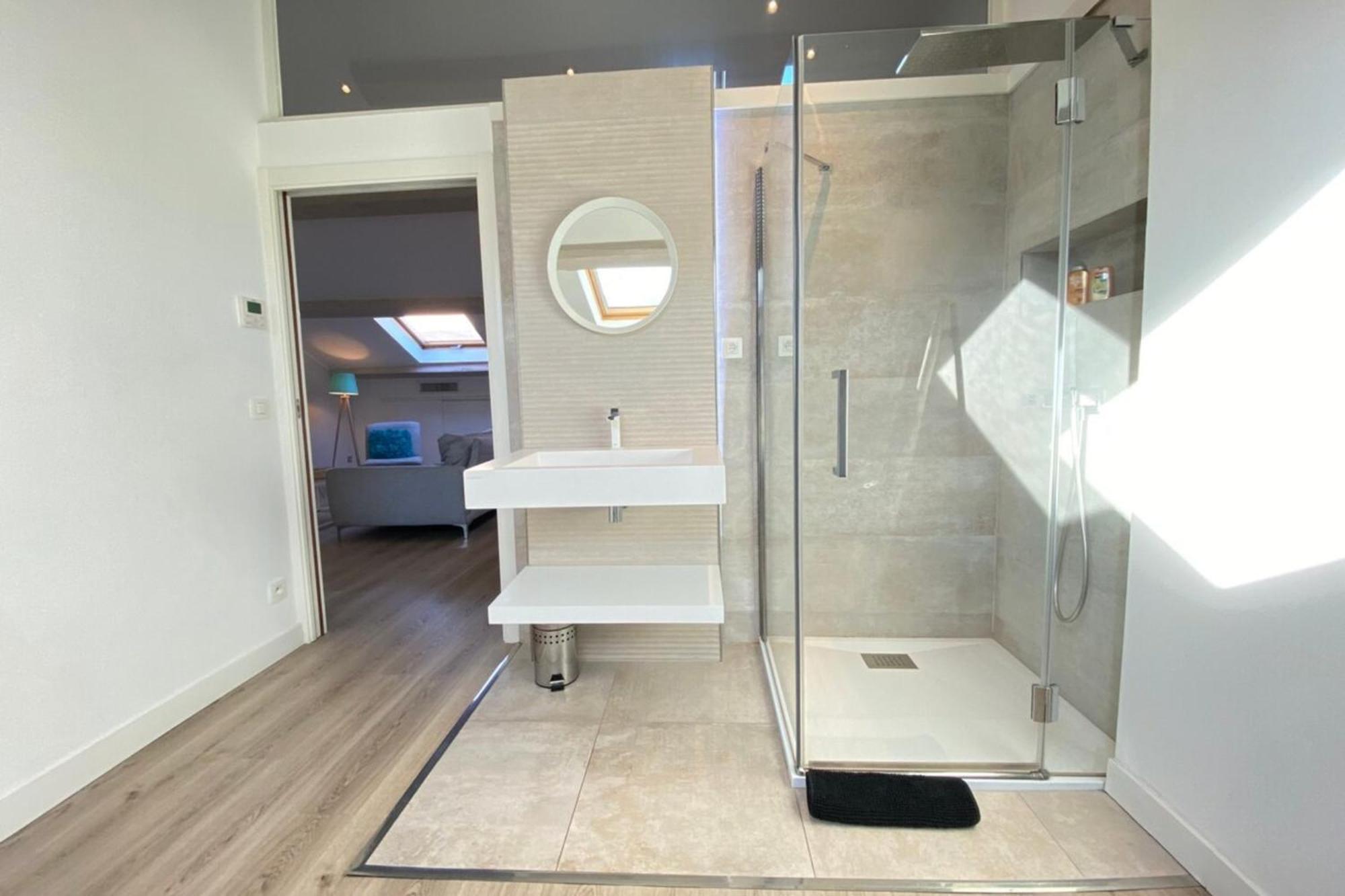 Modern & Bright 4-Room Apartment In Cannes Banane Екстериор снимка