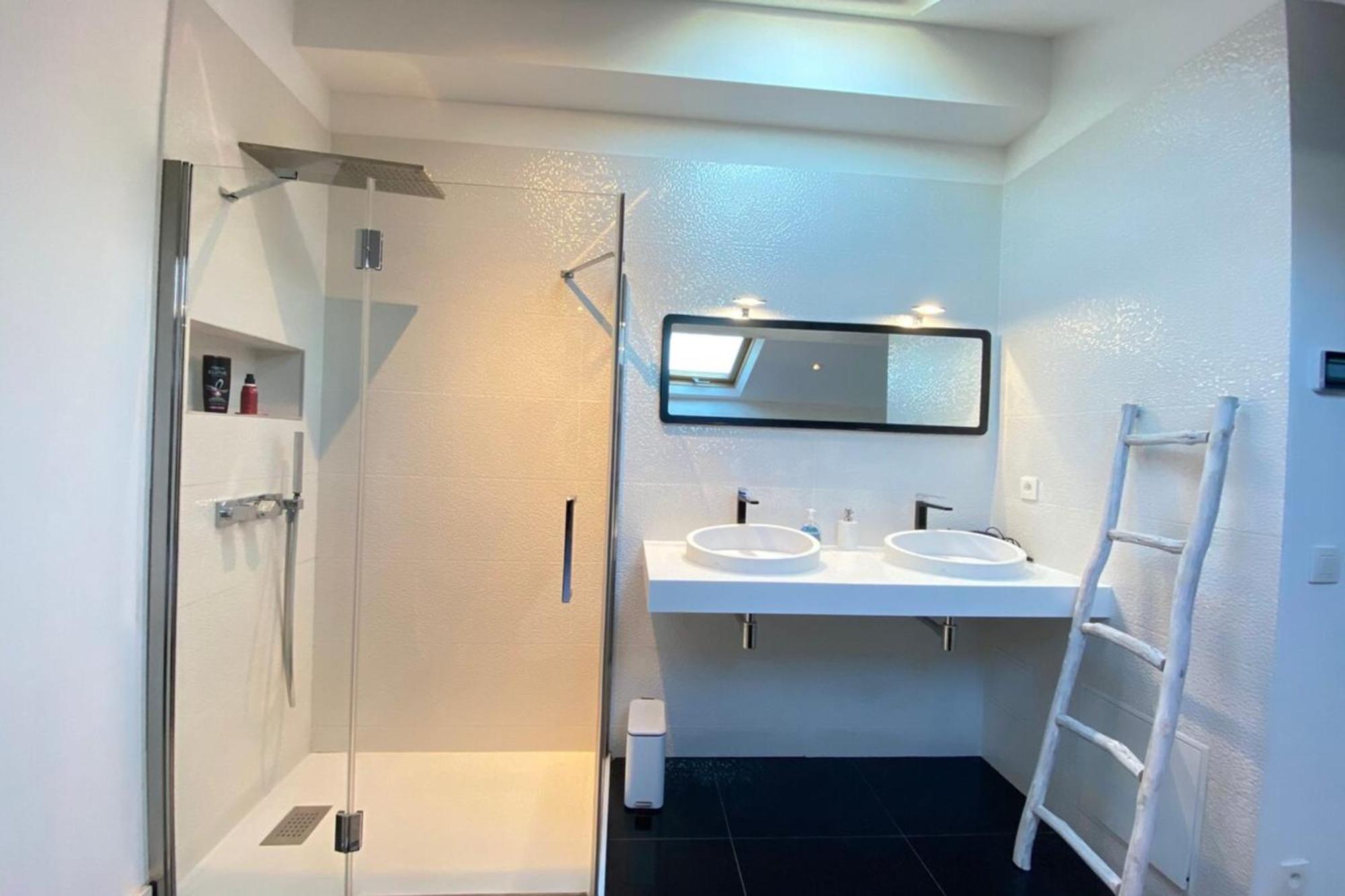 Modern & Bright 4-Room Apartment In Cannes Banane Екстериор снимка